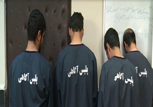 دستگیری ۱۴ نفر عضو ۲ باند سرقت خودرو در خرم آباد
