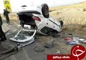 مصدومیت ۲ نفر براثر انحراف از جاده خودرو در پلدختر+عکس