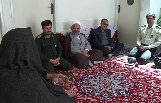 سرکشی مسئولان شهرستان کمیجان از ۳ خانواده شهید + عکس