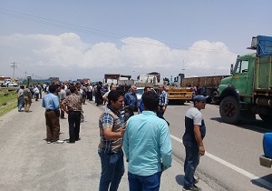 ادامه اعتصاب کامیون داران قزوین