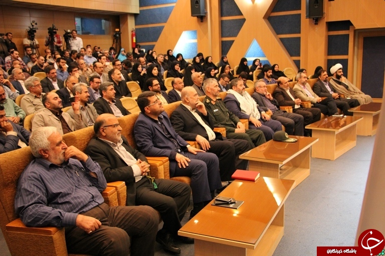در حوزه پیام&zwnj;رسان&zwnj;ها یک جنگ جدی فنی و دقیق در جریان است/ اگر وحدت داشته باشیم تحریم&zwnj;ها بی&zwnj;اثر است