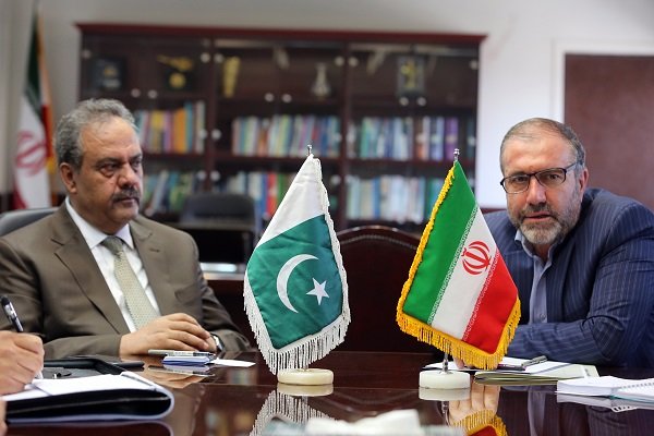 ۸۰ درصد مواد مخدر تولید شده در افغانستان از مرز پاکستان وارد ایران می شود/ امنیت و اقتصاد ایران و پاکستان به یکدیگر وابسته اس