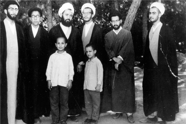 عکس&zwnj;های جالب از کودکی و خانواده رهبر انقلاب