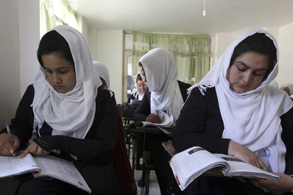 کمک 80 میلیون دالری بریتانیا برای آموزش دختران در افغانستان