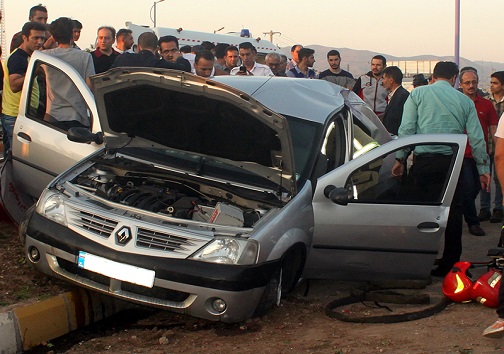 واژگونی خودرو در قزوین + تصاویر