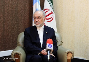 اساتید دانشگاه شریف طی نامه‌ای از صالحی حمایت کردند