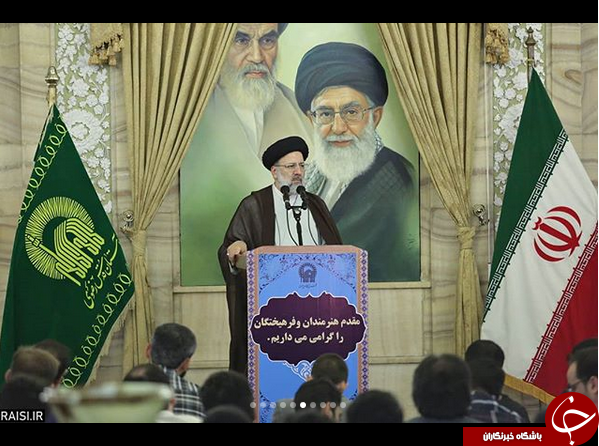دیدار جمعی از هنرمندان و فرهیختگان مشهد با تولیت آستان قدس رضوی +تصاویر
