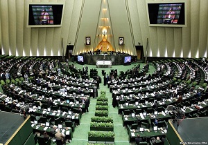 حاشیه سازی تیم بهارستان نشین ها برای اعزام به روسیه + فیلم