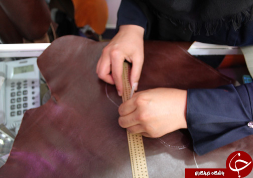 تعطیلی کارخانه چرم و پوست لرستان با وجود ظرفیت&zwnj;های موجود در این استان / کارآفرینی با ساخت محصولات چرمی در کارگاهی کوچک + تصاویر