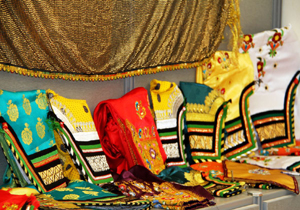 گشایش نمایشگاه صنایع دستی دربندرعباس