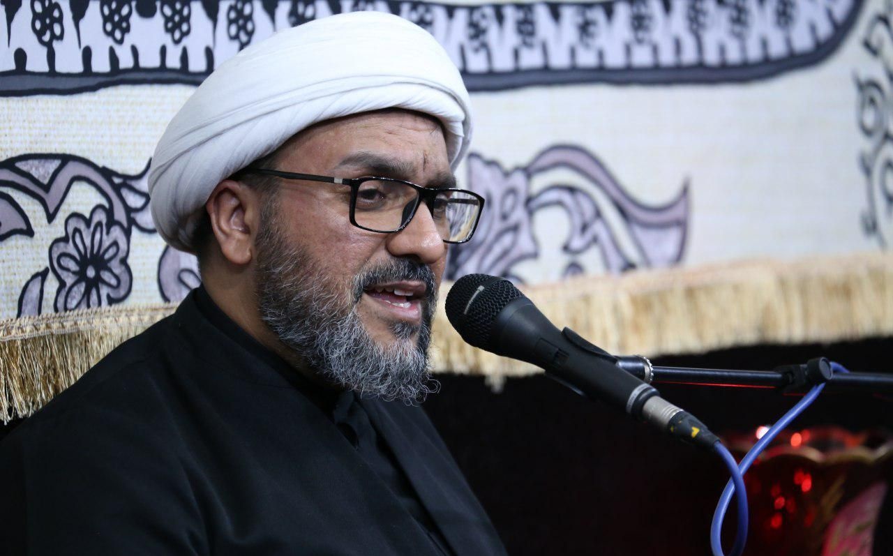 ماجرای طاووس یمانی در کنار کعبه
