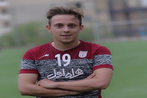 اسماعیل زاده به استقلال پیوست