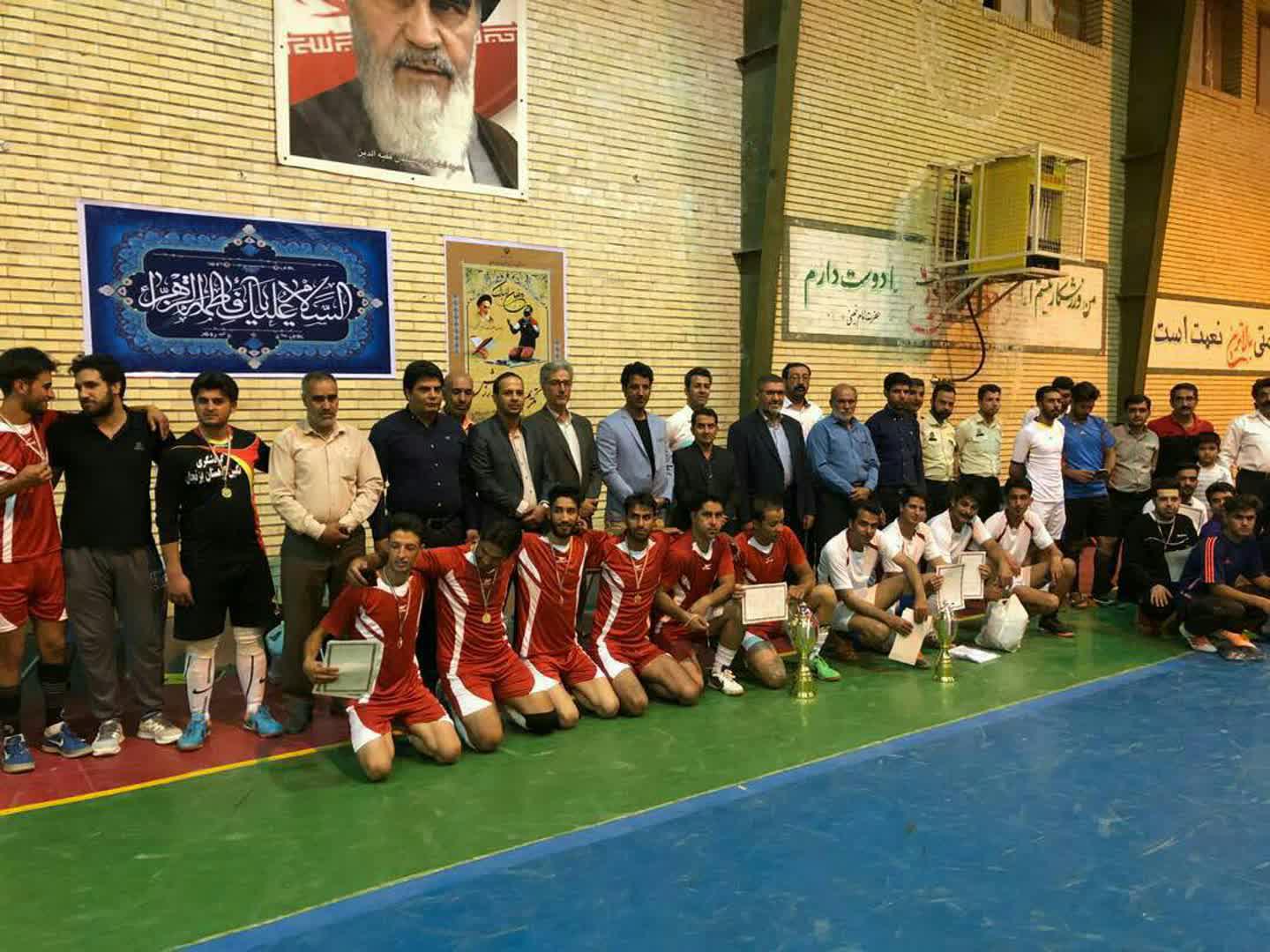 فوتسالیست های بزنجانی قهرمان رقابت های جام روستایی بافت