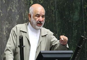 نمایندگان مجلس باید با هزینه شخصی به روسیه بروند / افطاری دادن با پول بیت المال حرام است