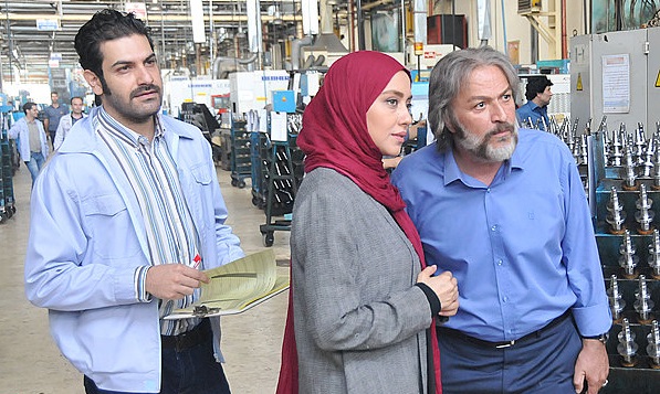 پخش «گاهی به پشت سر نگاه کن» از پنجره آی‌فیلم