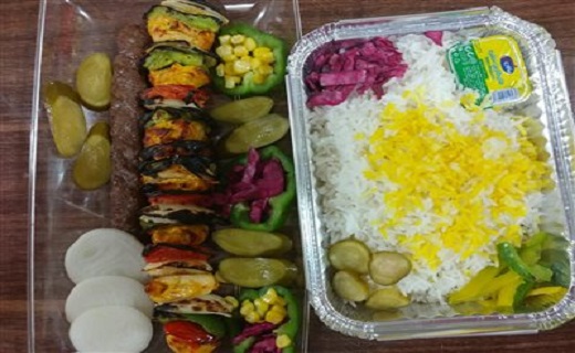 ۵ بلایی که با خوردن مداوم غذای بیرون بر سر بدن تان می&zwnj;آورید