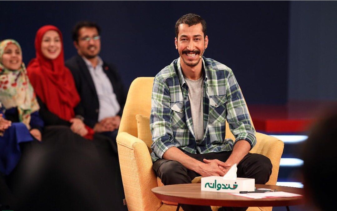 بازیگری که با ۲ متر و ۳۰ سانت اسیر زور گیر&zwnj;ها شد! / فرزند طلاق با ۲ دو متر و ۳۰ سانت و ترس از زور گیر&zwnj;ها