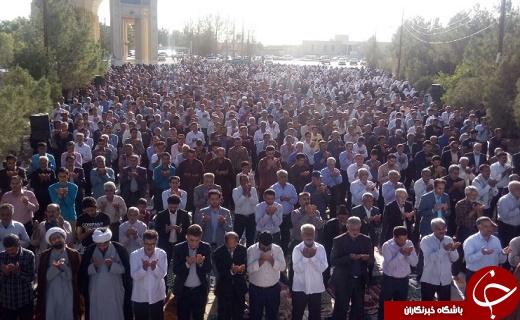اقامه نماز شکرانه یک ماه بندگی در استان یزد +تصاویر