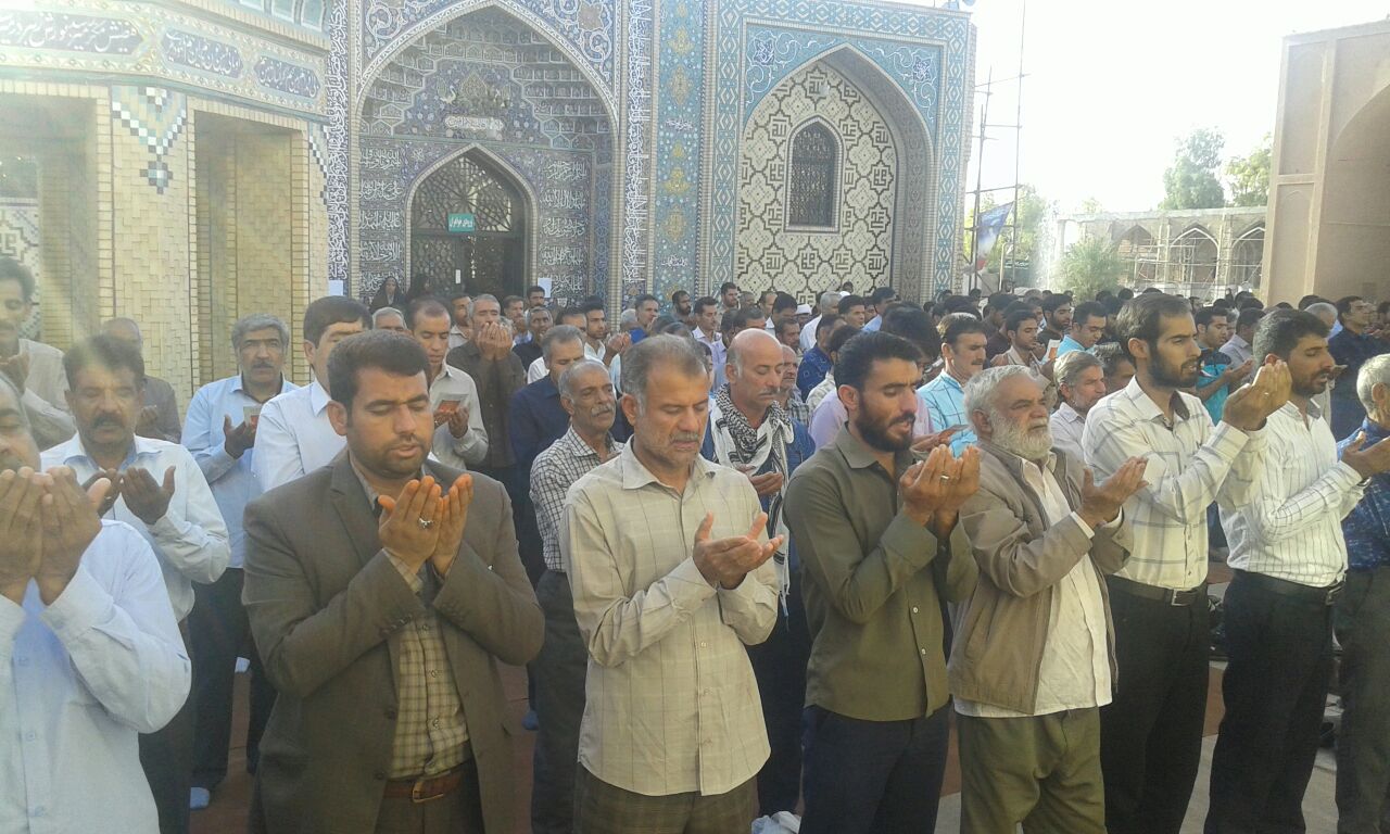 نماز باشکوه عید فطر درمصلی های نماز سراسراستان کرمان برگزار شد+تصاویر
