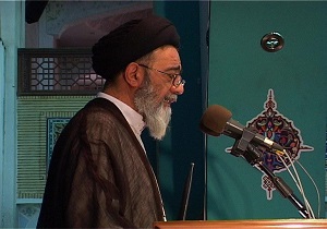 زیر بار ذلت امریکا نمی رویم