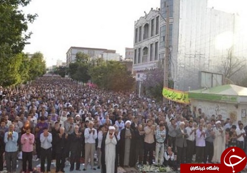 اقامه شدن نماز عید سعید فطر در لرستان+تصاویر