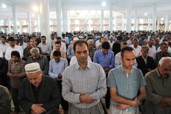 اقامه نماز عید فطر در کردستان
