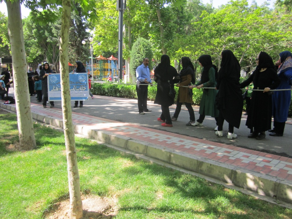 آخرین جمعه بهاری  خرداد را در بوستان زمزم سپری کنید