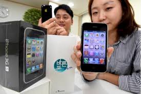 iPhone 3GS به بازارها بازمی&zwnj;گردد