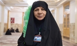 خانم دکتری که کفشدار حرم است+ تصاویر