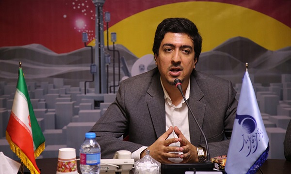 تولید بازی توسط ناشران داخلی با تعرفه&zwnj;های فعلی توجیه اقتصادی ندارد/ حسن کریمی قدوسی در گفتگو با باشگاه خبرنگاران دغدغه&zwnj;های خود را در جهت حمایت از بازی&zwnj;سازان داخلی مطرح کرد