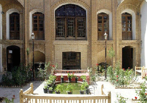 معرفی خانه قدیمی در دانشنامه همدان