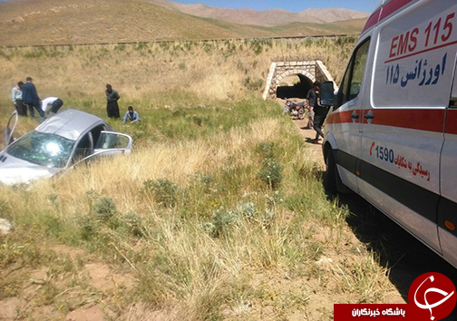 مصدومیت ۵ نفر بر اثر واژگونی خودرو در ازنا+تصاویر