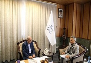 مشکلات ارزی واحدهای صنعتی قم سریع‌تر پیگیری شود