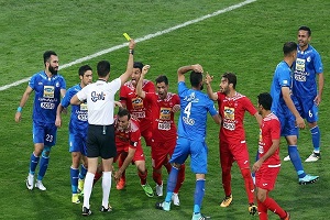 دیدار سوپر جام استقلال و پرسپولیس روی هوا!