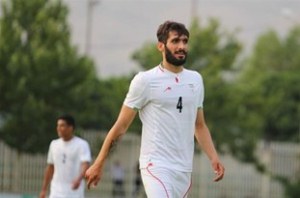 بازگشت بازیکن تراکتورسازی به فولاد خوزستان