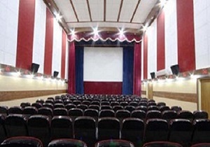 استقبال مردم از پخش فوتبال در سینما‌های قزوین