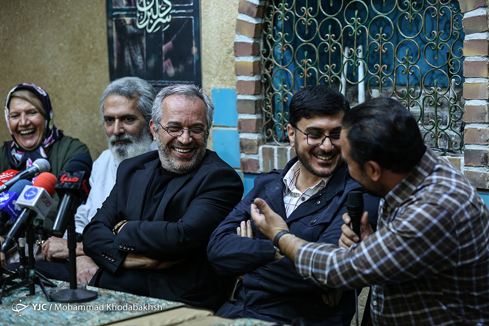 لطیفی: علاقه به احیای سنت برپایی عروسی در مسجد داشتم/ ارجمند: نخواستم روحانیت را شعاری بازی کنم