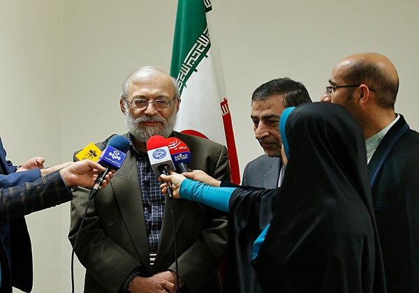 هیچ دادگاهی در کل آمریکا به دقت دادگاه ثلاث وجود ندارد