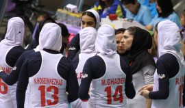شکست دختران نوجوان مقابل مدعی قهرمانی