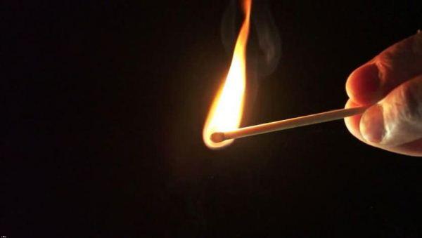 مراحل جالب و دیدنی تولید کبریت در کارخانه+فیلم