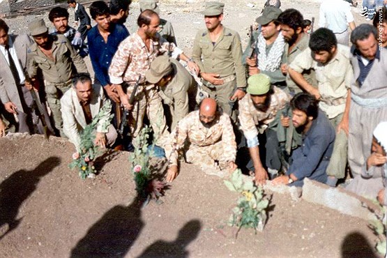 از توزیع رایگان سلاح توسط صدام در خوزستان تا خاتمه غائله پاوه در عرض دو ساعت!