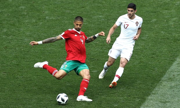 پرتغال ۱ - مراکش ۰ / رونالدو یک تنه پرتغال را به صدر گروه دوم رساند
