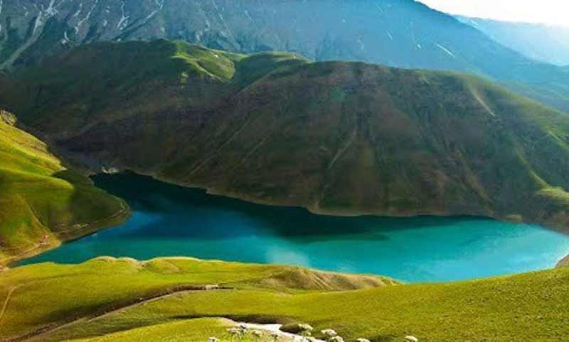 اولین جمعه تابستان را در دریاچه تار و هویر سپری کنید