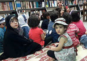 کاشان پایتخت کتاب کشور مهمونی ما را در میهمانی ماه ورق می زند