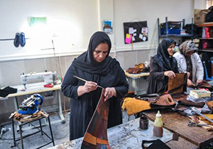بسته تشویقی کمیته‌امداد شهرضا برای اشتغال مددجویان
