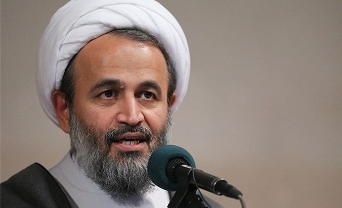 انقلابی‌گری بالاترین عبادت‌هاست