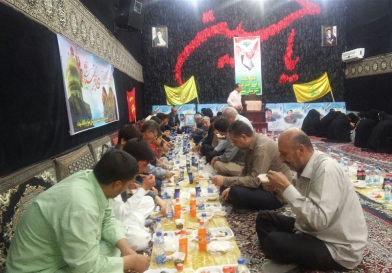 برگزاری ضیافت افطاری با حضور خانواده&zwnj;های شهدای مدافع حرم