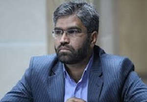 شیعه و سنی در برخورد با استاد هتاک یک‌صدا هستند