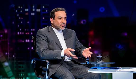 فراتر از تعهدات برجامی خود یک قدم نخواهیم رفت