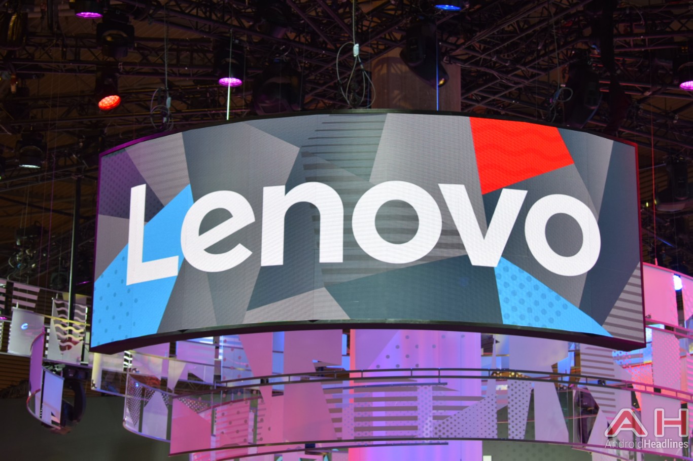 Lenovo Z5، پرچمداری با 4 ترابایت حافظه داخلی / پرچمدار جدید لنوو ماه بعد به بازار می&zwnj;آید